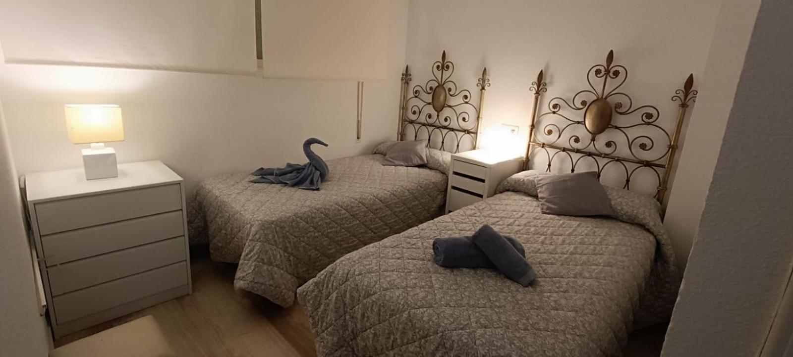 Apartamento Carvajal 50 M Playa ฟูเอนฮิโรลา ภายนอก รูปภาพ